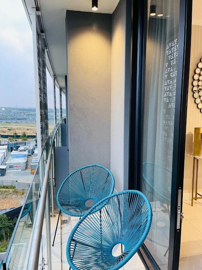 Luxury Airconditioned Unit At Ellipse Mallofafrica