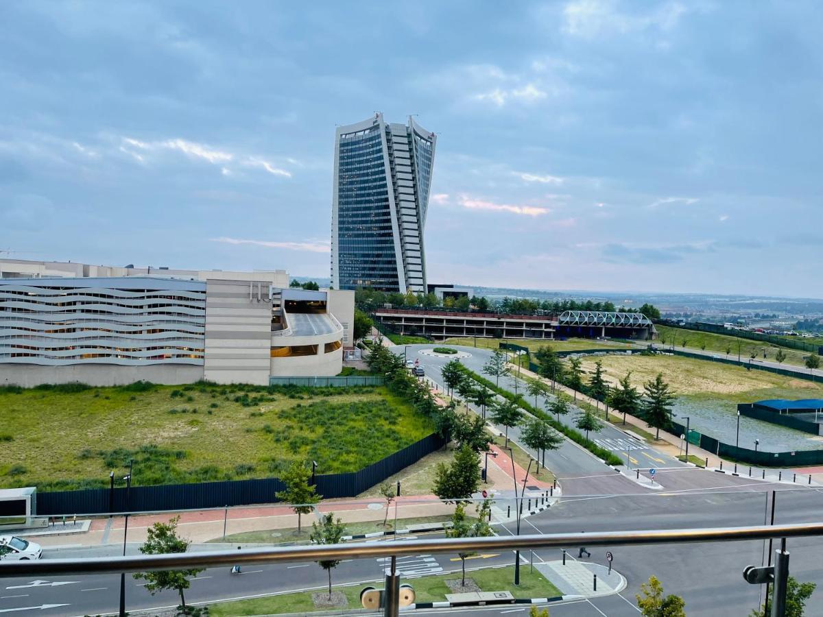 Apartment Luxury Airconditioned Unit At Ellipse Mallofafrica